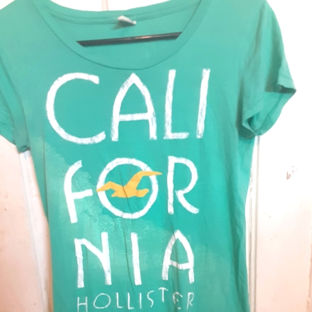 Hollister short sleeve top size Large